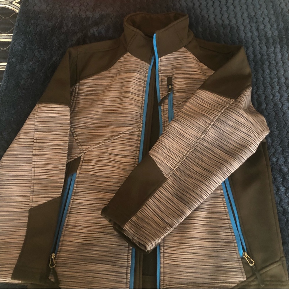 Youth Snozu soft shell fleece lined jacket M 10/12